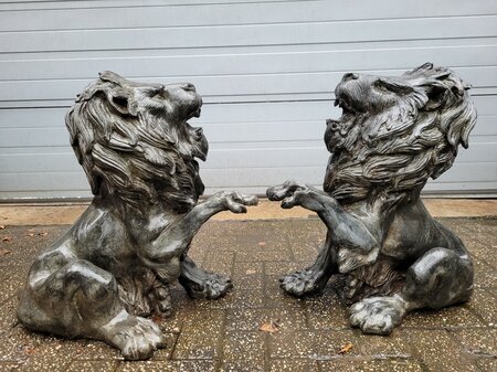 Antiek koppel bronze Leeuwen