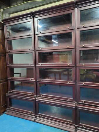 Grote Globe Wernicke mahonie boekenkast