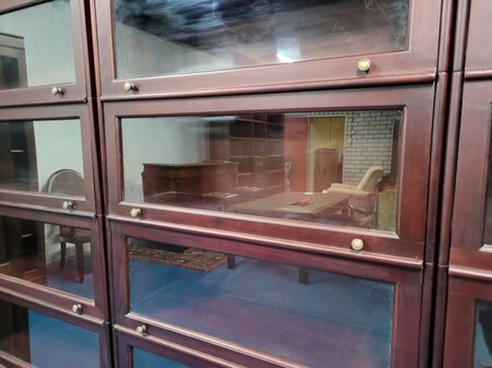 Grote Globe Wernicke mahonie boekenkast