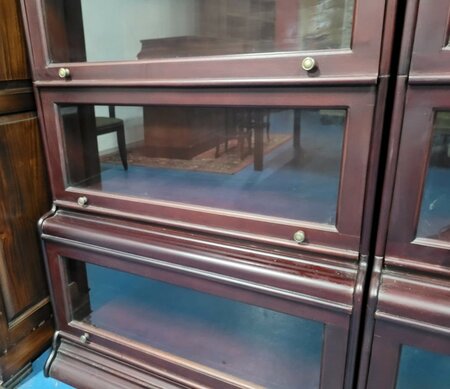 Grote Globe Wernicke mahonie boekenkast