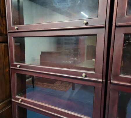 Grote Globe Wernicke mahonie boekenkast