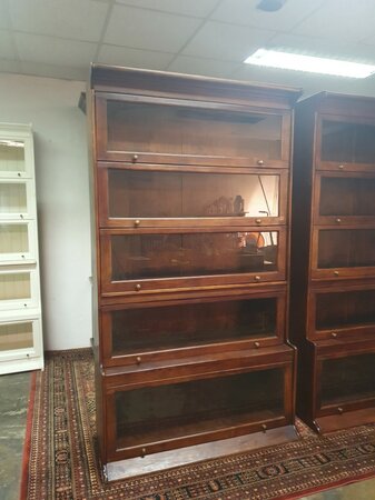 Globe Wernicke boekenkast