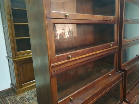 Globe Wernicke boekenkast