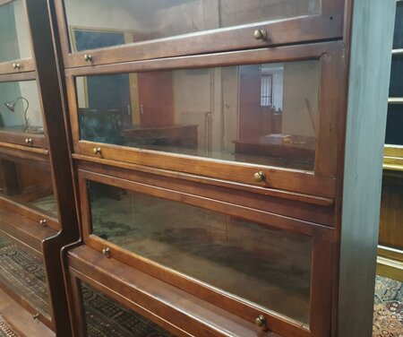 Globe Wernicke boekenkast