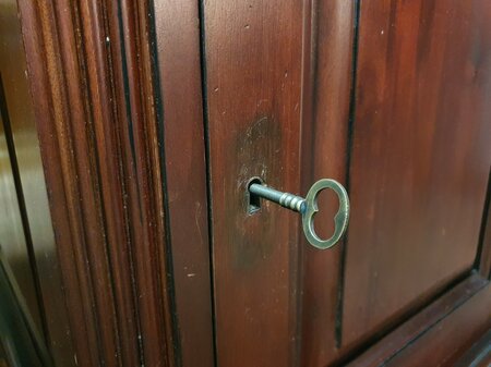 Klassiek Chesterfield mahonie dubbel bureau