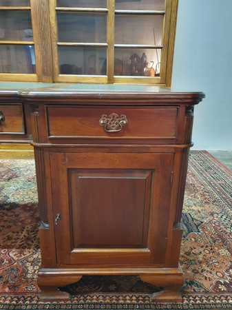 Antiek Klassiek bureau