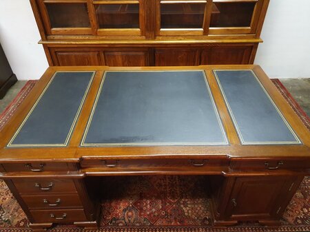 Klassiek Engels mahonie bureau
