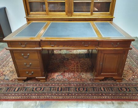 Klassiek Engels mahonie bureau