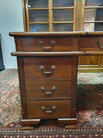 Klassiek Engels mahonie bureau