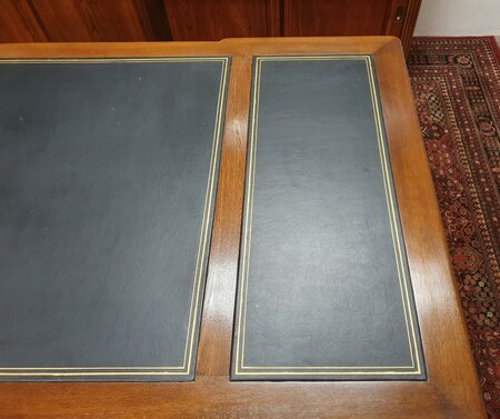 Klassiek Engels mahonie bureau