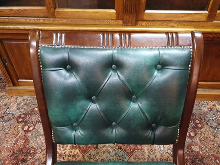 Antieke Chesterfield bureaustoel Donkergroen