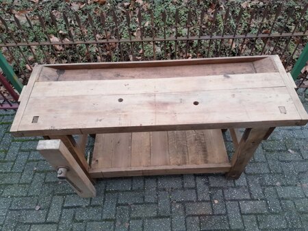 Antieke houten werkbank