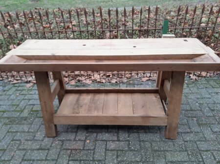 Antieke houten werkbank