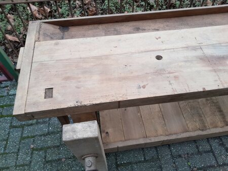 Antieke houten werkbank