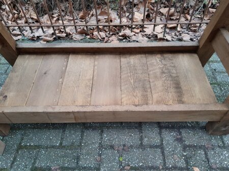 Antieke houten werkbank
