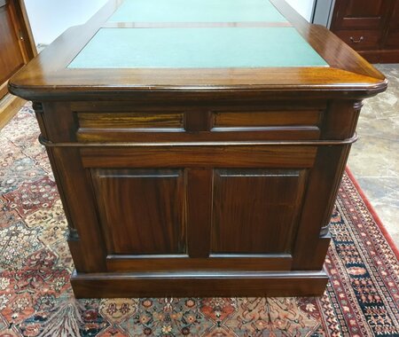Engels mahonie dubbel bureau