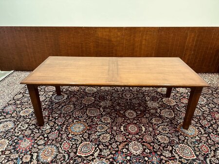 Klassieke vergadertafel