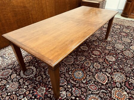 Klassieke vergadertafel