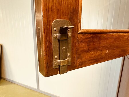 Eichholtz eikenhouten buffetkast