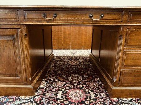 Groot Engels Eichholtz bureau #1