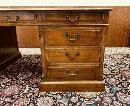 Groot Engels Eichholtz bureau #1