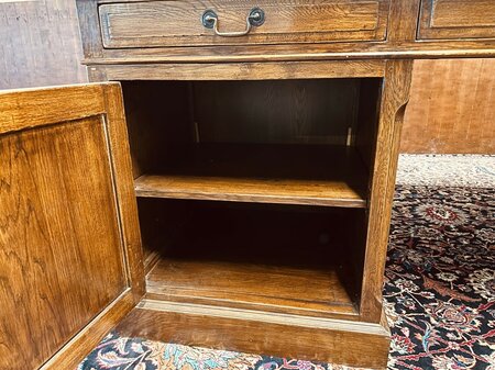 Groot Engels Eichholtz bureau #1
