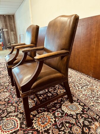 Engelse Chesterfield stoel Donkerbruin