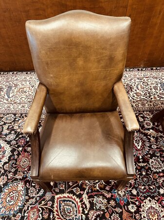 Engelse Chesterfield stoel Donkerbruin