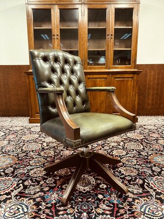 Antieke Chesterfield Gainsborough bureaustoel Groen