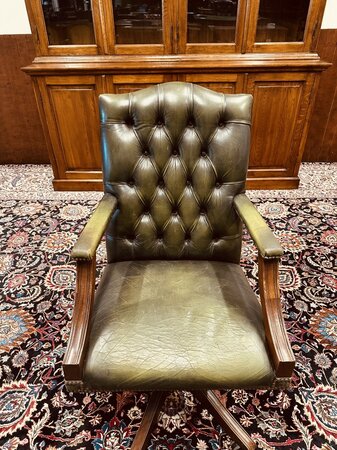 Antieke Chesterfield Gainsborough bureaustoel Groen