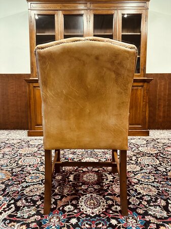 Engelse Chesterfield stoel Bruin
