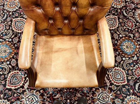 Engelse Chesterfield stoel Bruin