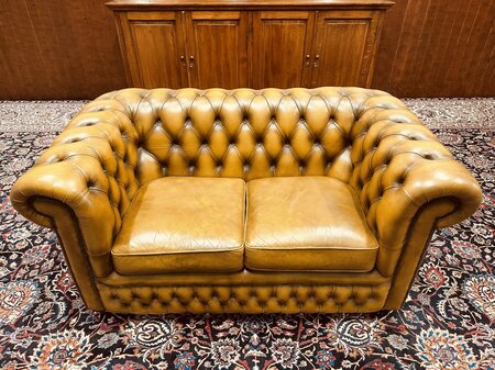 Springvale Chesterfield 2-zits bank lichtbruin