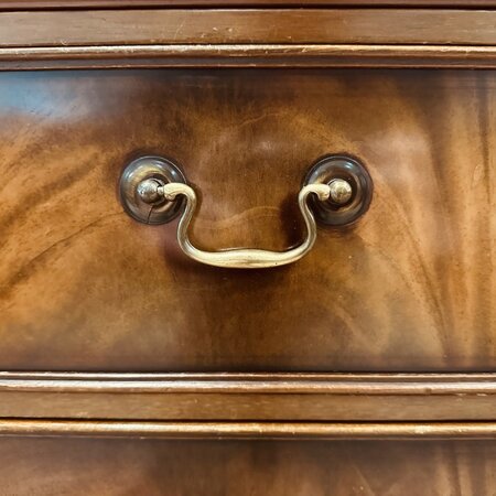 Heldense mahonie bureau met lederen blad