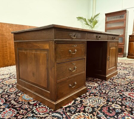 Engels Koloniaal Teak bureau
