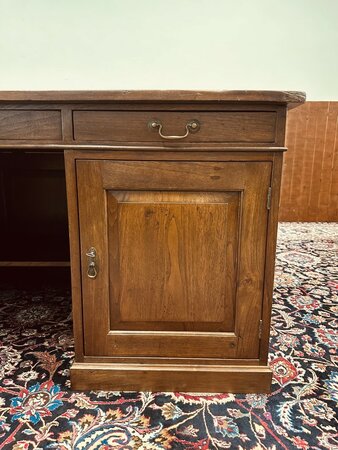 Engels Koloniaal Teak bureau