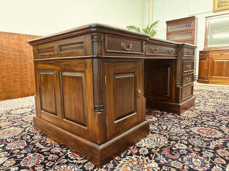 Antiek Engels mahonie partnerdesk bureau