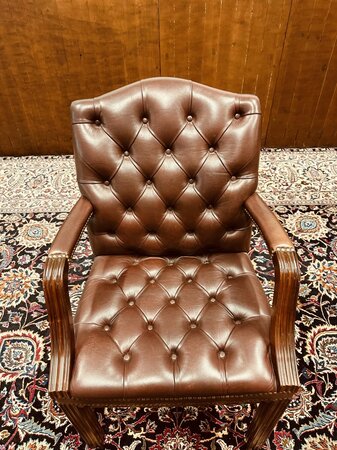 Engelse Chesterfield stoel Bordeaux
