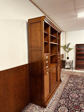 Antieke Italiaanse bibliotheekkast kast #2