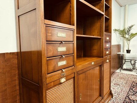 Antieke Italiaanse bibliotheekkast kast #2
