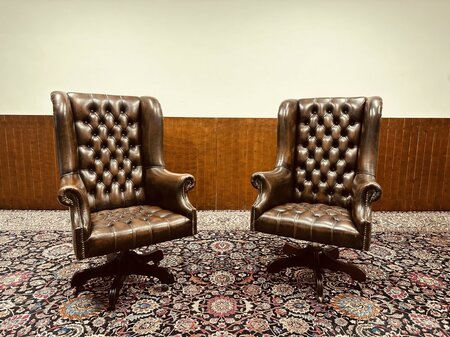 Grote Chesterfield Director chair bureaustoel Donkerbruin