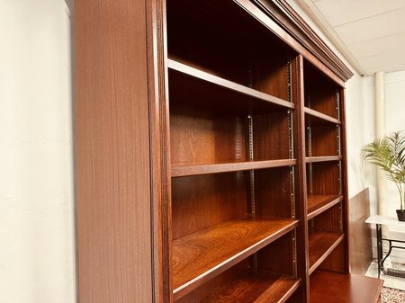 Engelse mahonie boekenkast