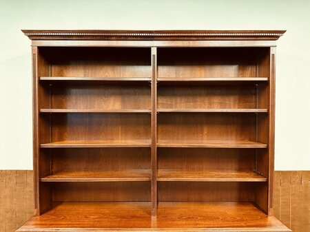 Engelse mahonie boekenkast