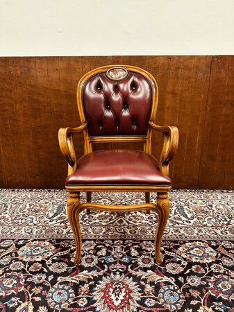 Antiek Italiaans wortelhout bureau met bureaustoel