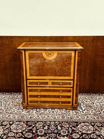 Antiek Italiaans wortelhout cabinet drankenkast