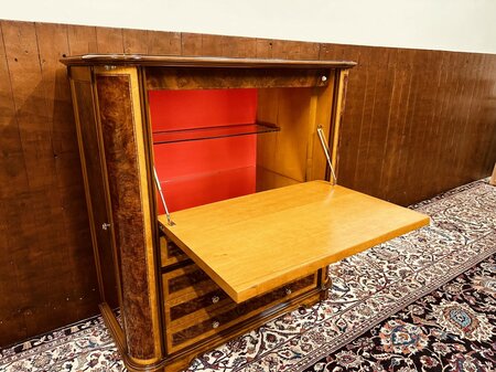 Antiek Italiaans wortelhout cabinet drankenkast