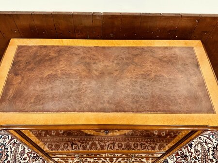 Antiek Italiaans wortelhout cabinet drankenkast