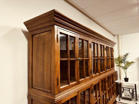 Eichholtz eikenhouten bibliotheek kast