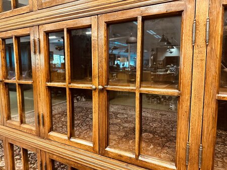 Eichholtz eikenhouten bibliotheek kast