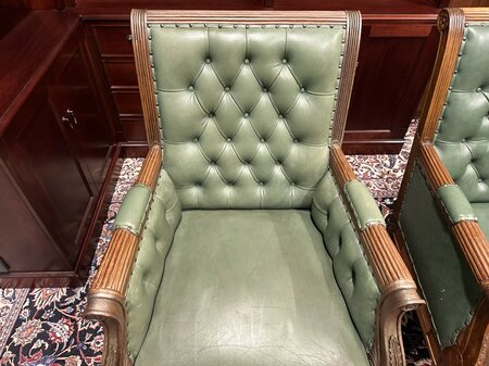 Engelse Chesterfield Library chair fauteuil Groen